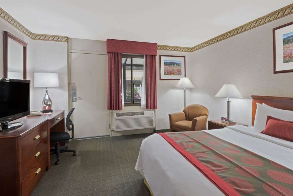 Hotel Ramada By Wyndham Boston Pokój zdjęcie